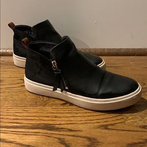 Dr. Scholl’s black shoes size 9